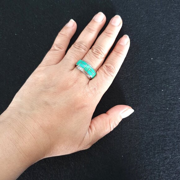 Stunning Vintage Native American Navajo Genuine Turquoise Inlaid Sterling Ring - Picture 12 of 14